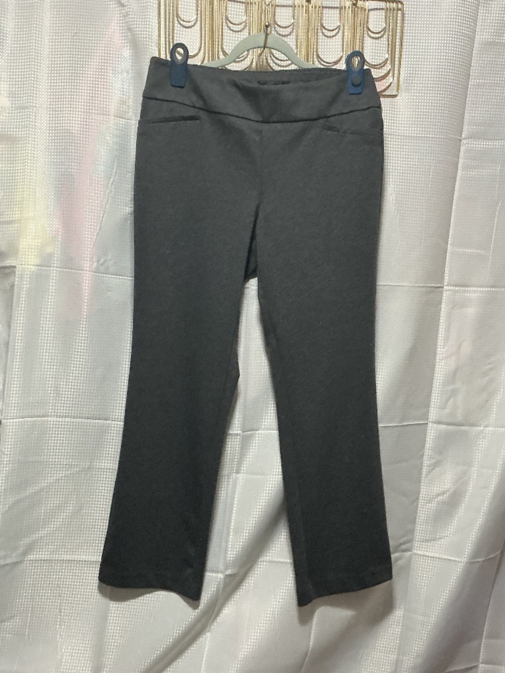 Women’s gray pants L petite NWOT